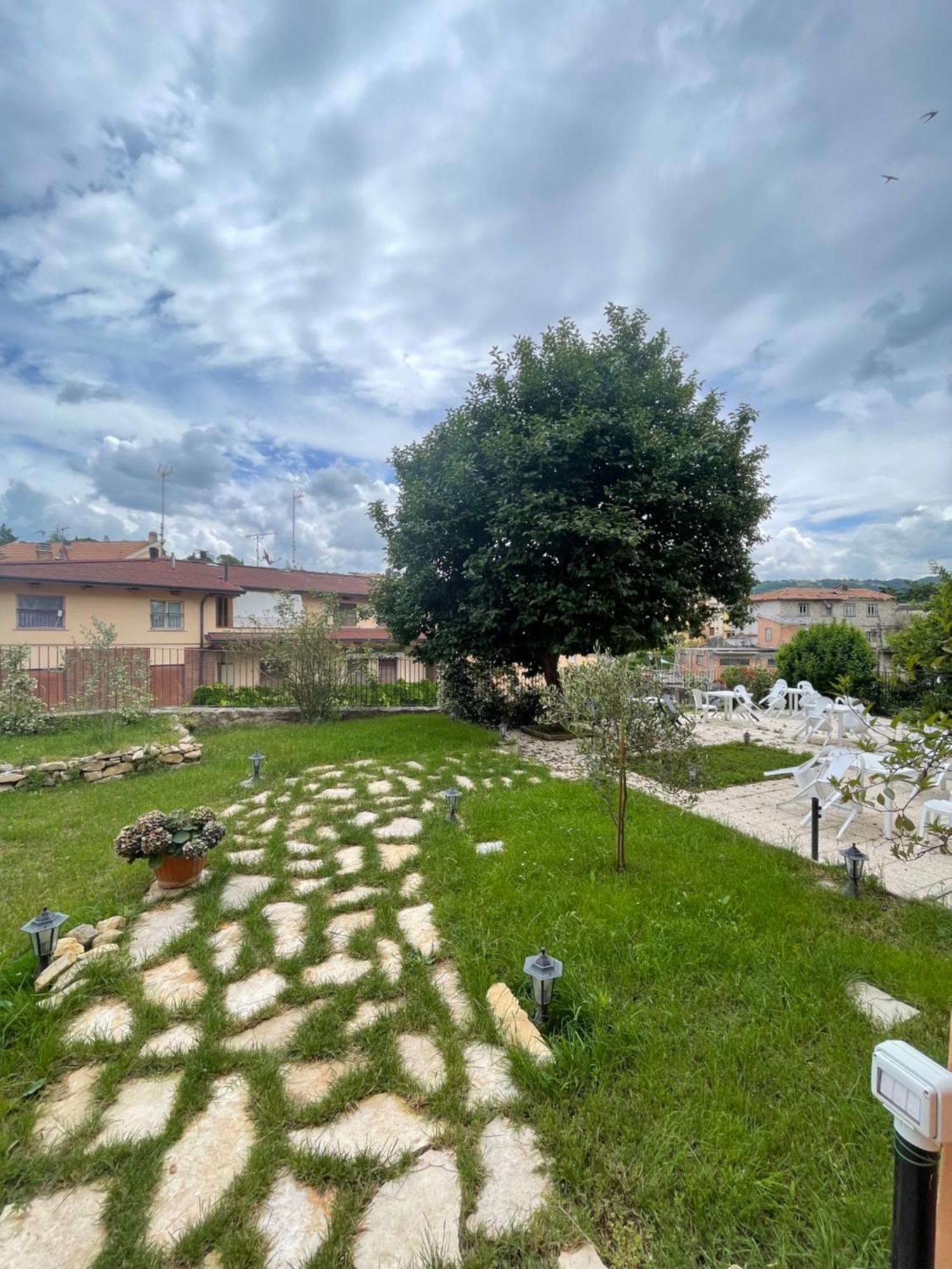 Locanda Francescana Valfabbrica Екстериор снимка
