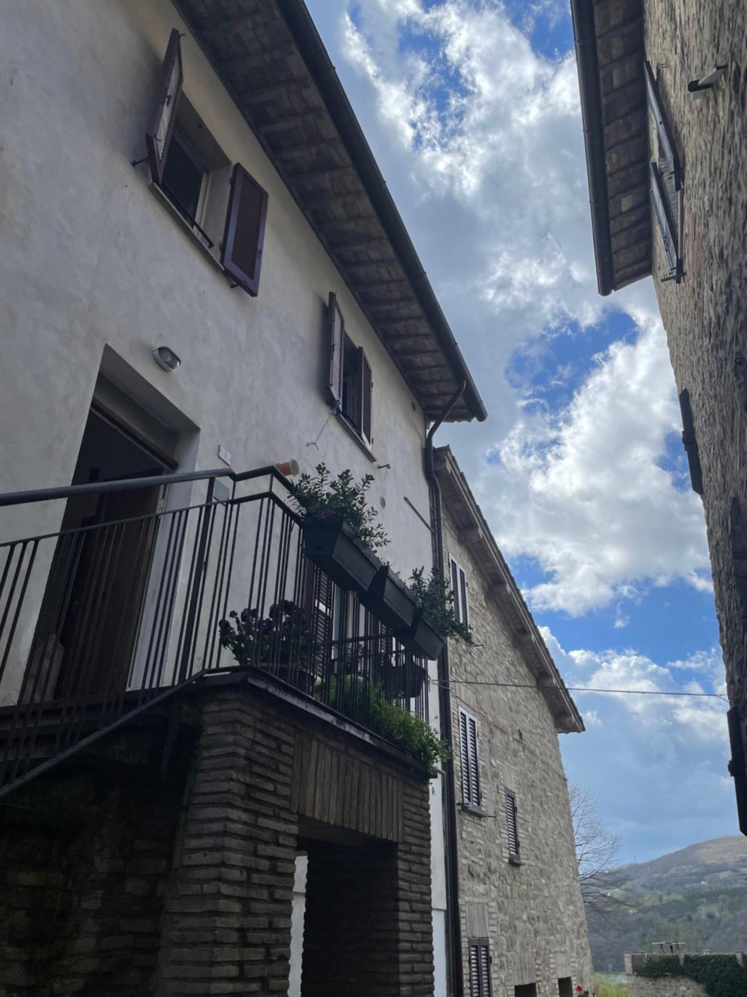 Locanda Francescana Valfabbrica Екстериор снимка